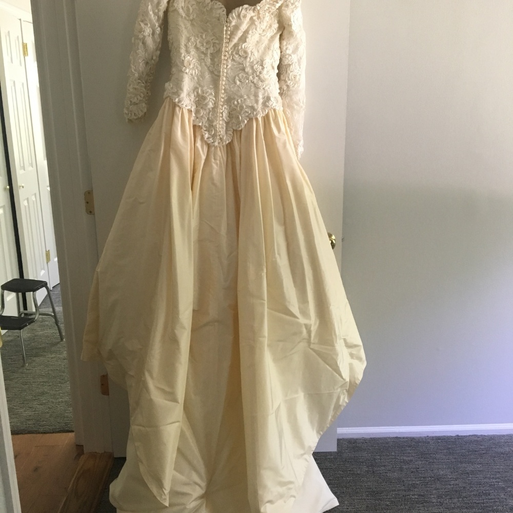Vintage Richard Glasgow Wedding Dress - Picture 7 of 7